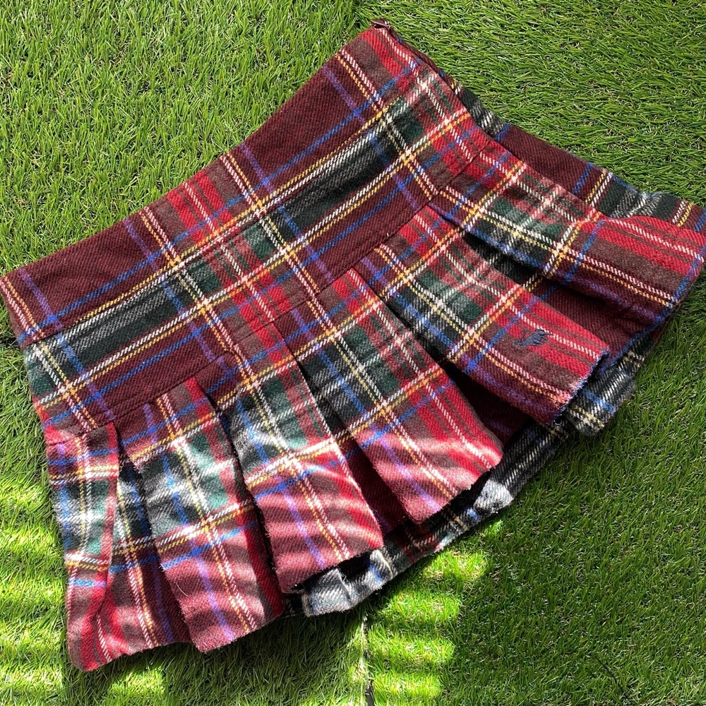 Abercrombie & Fitch plaid skirt